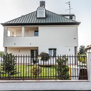 Gasthof Luxury Italian House, Rho